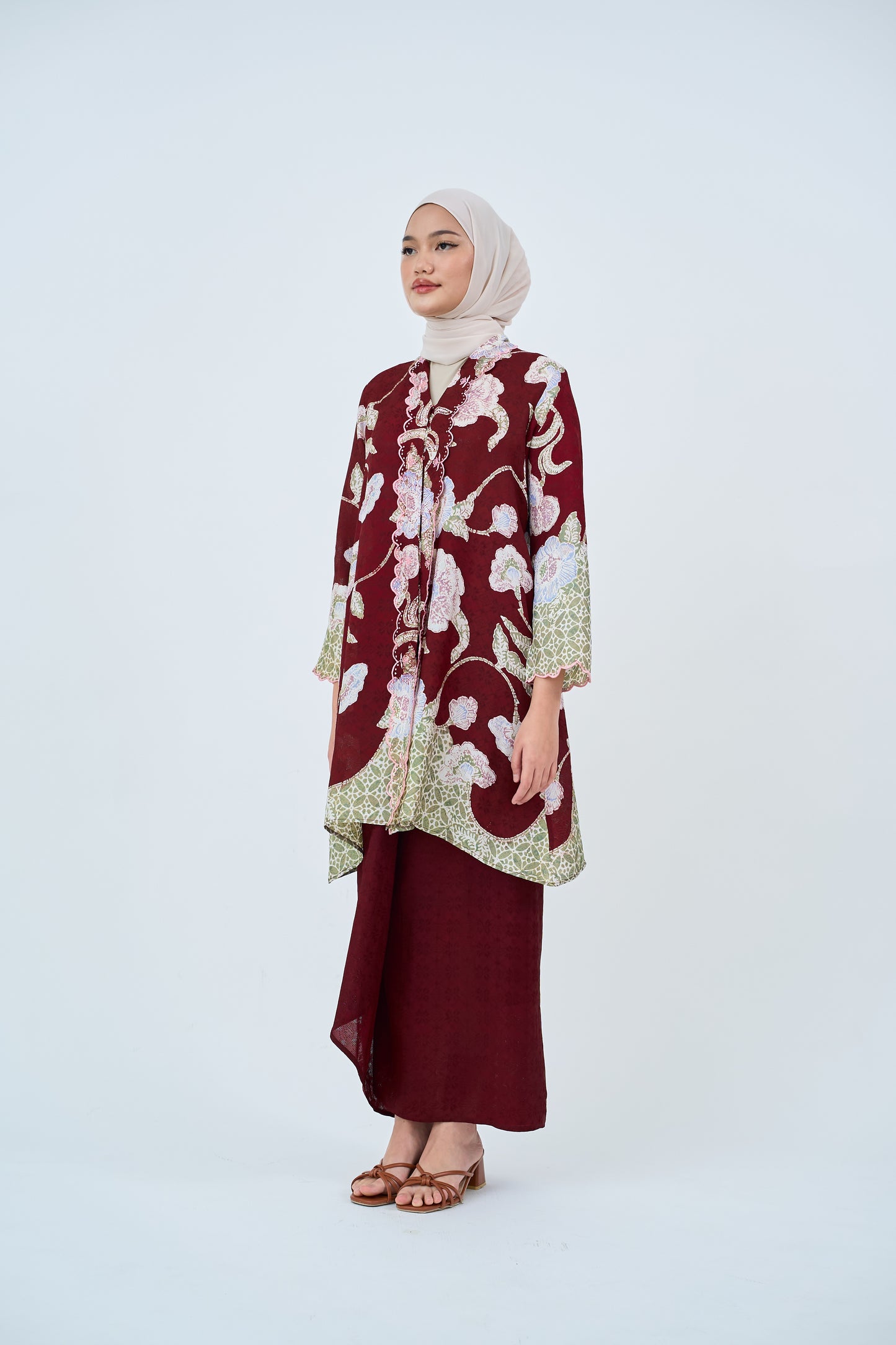 Kebarung Moden WARDAH