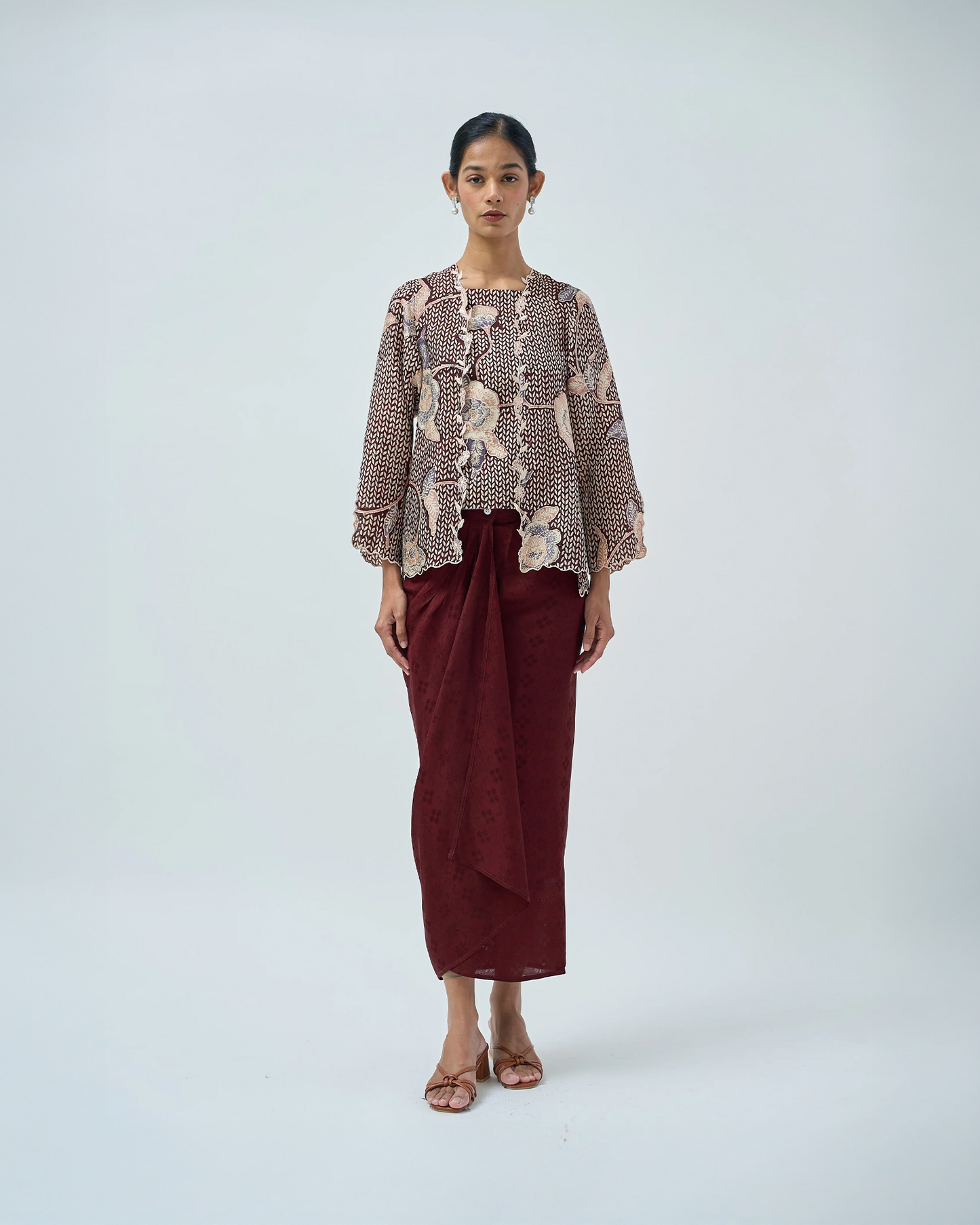 Airis Kutu Baru in Maroon
