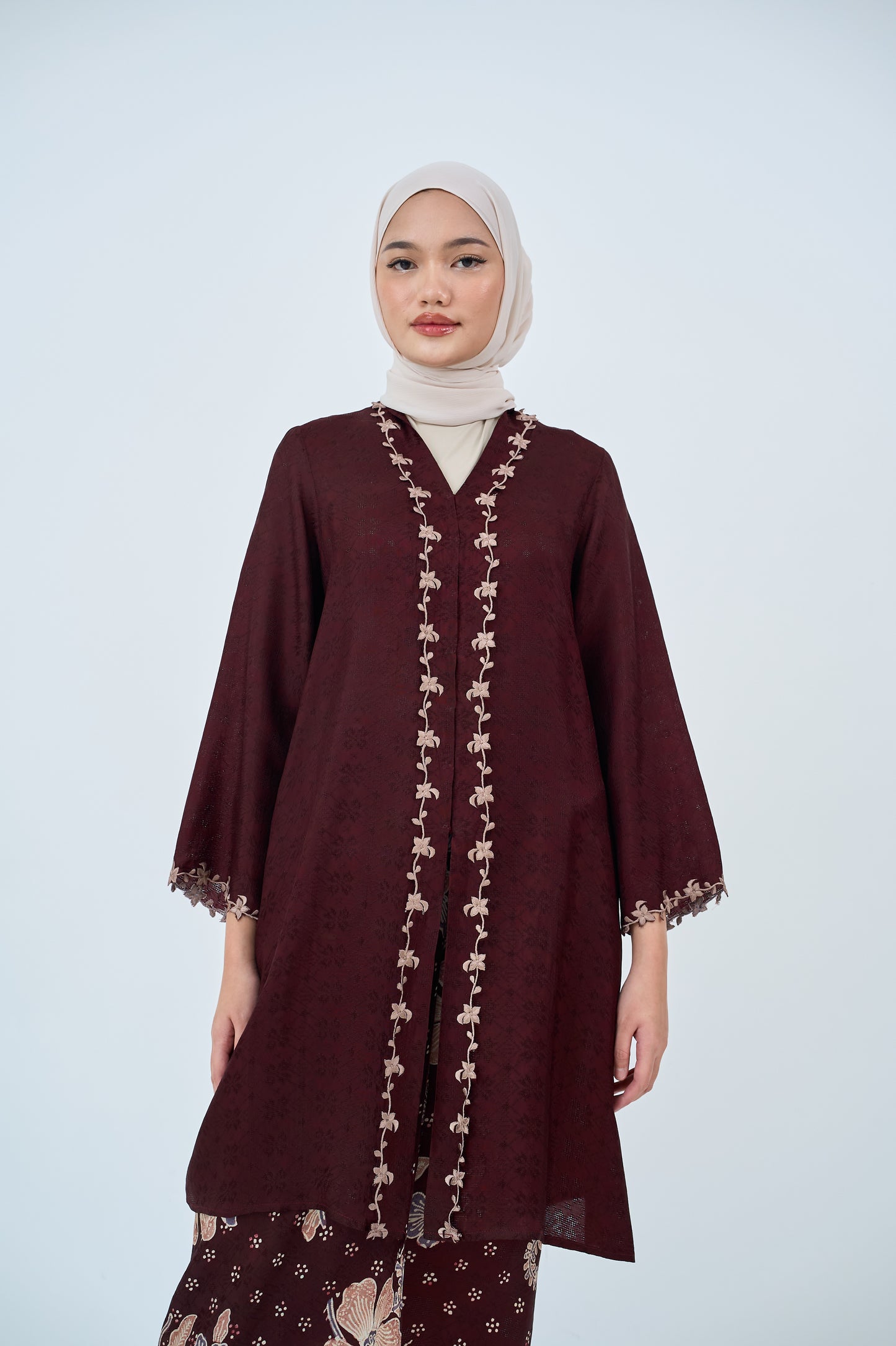 Kebarung Moden WARDAH