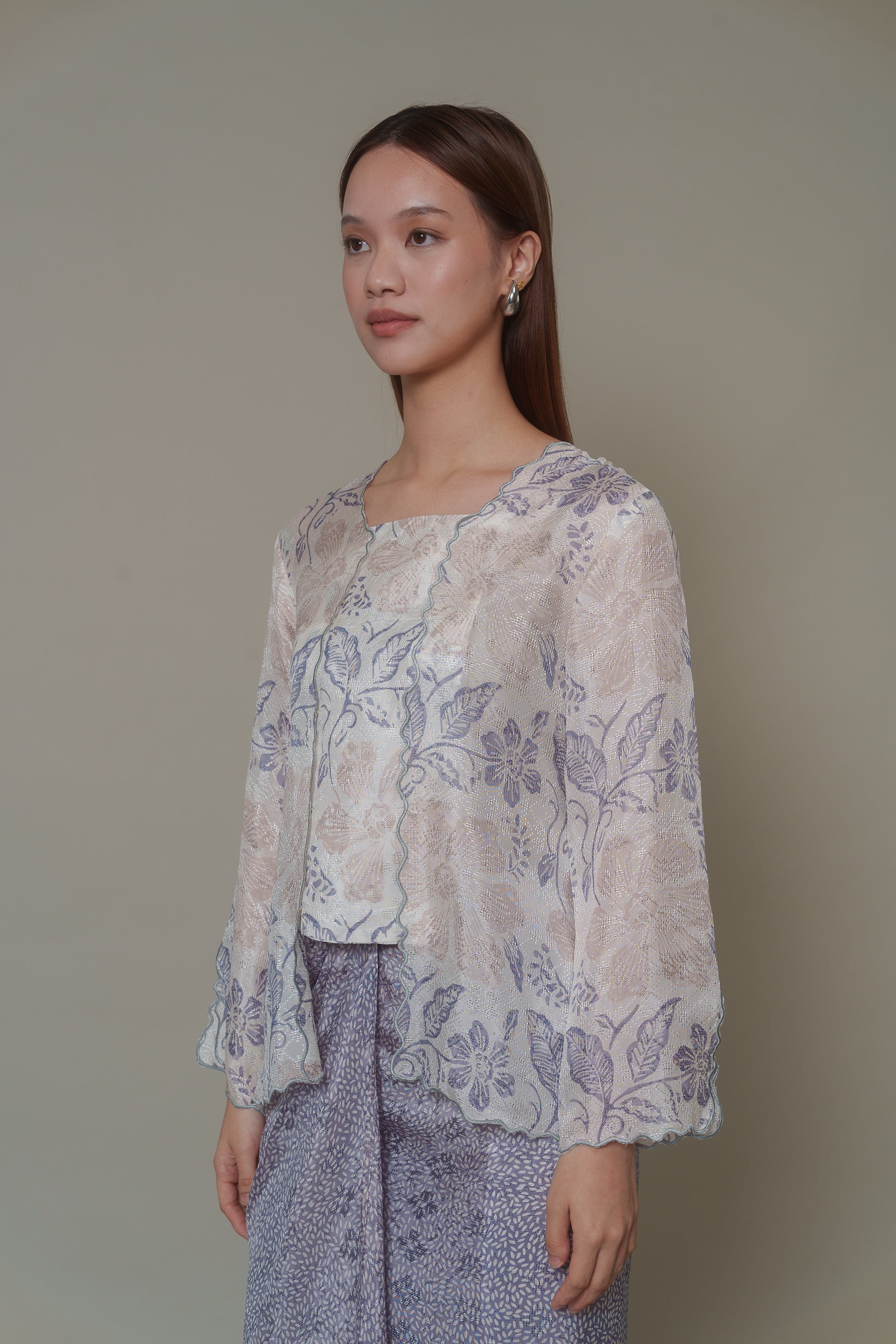 Kutu baru airis 05-45 BLU 03