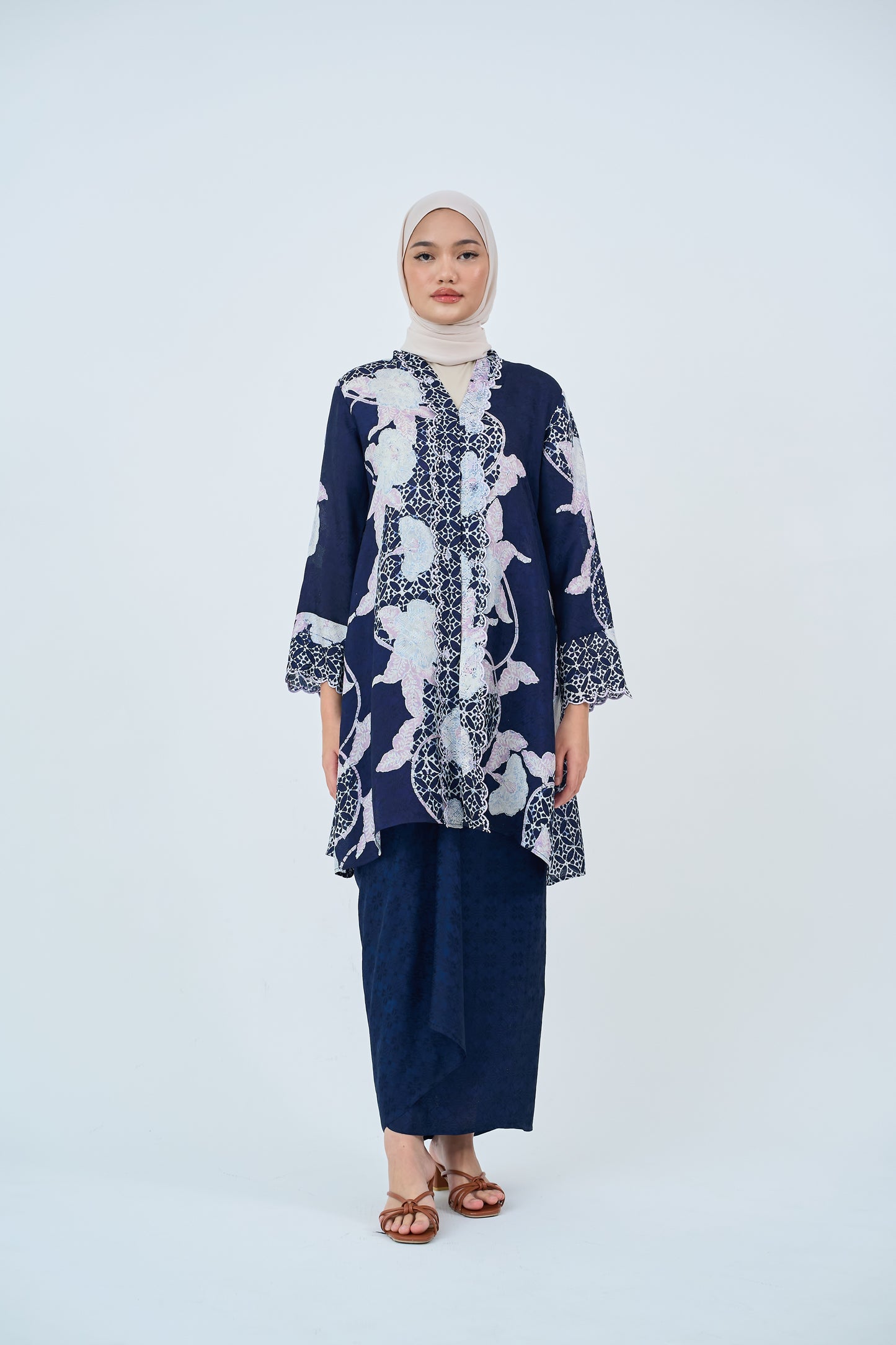 Kebarung Moden WARDAH