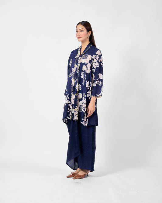 Wardah Kebarung  in Blue