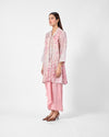 Wardah Kebarung in Pink