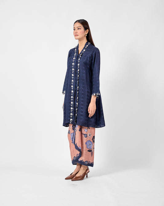 Wardah Kebarung in Blue