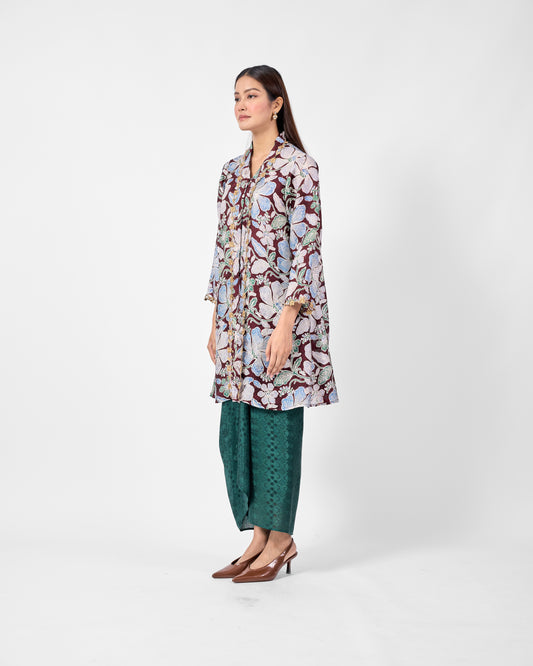 Wardah Kebarung in Green