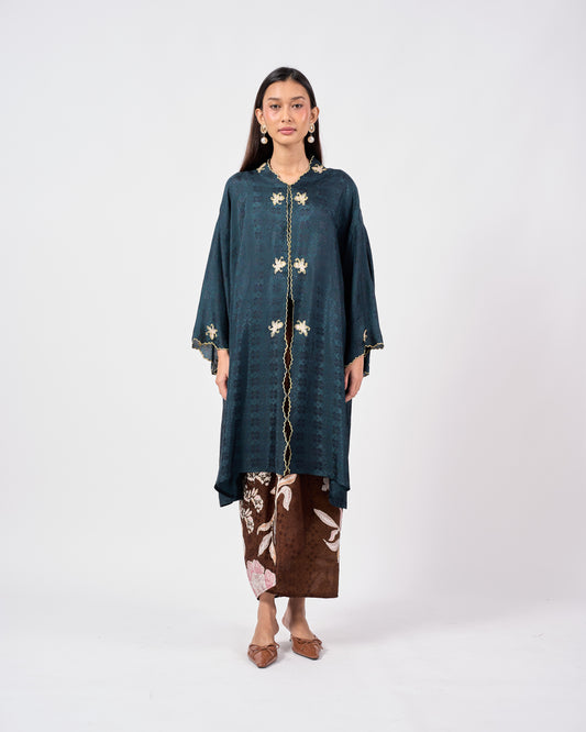 Khadeeja Kebarung in Green