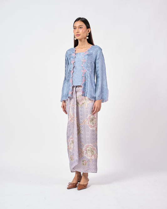Airis Kebaya Pendek in Blue