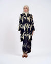 Wardah Kebarung  in Black