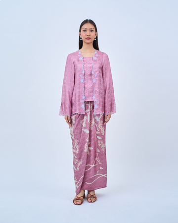 Airis Kebaya Pendek in Purple