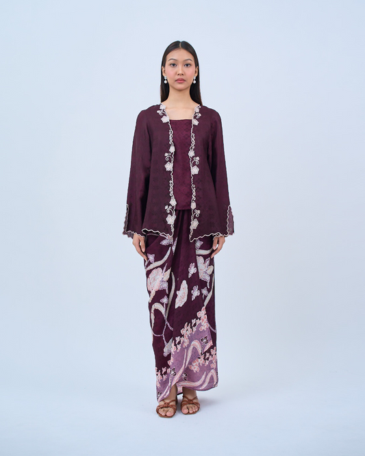 Airis Kutu Baru in Burgundy