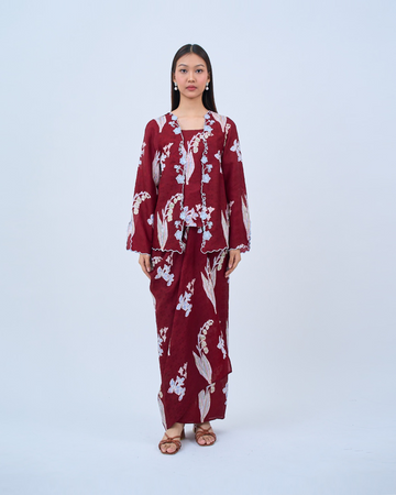 Airis Kebaya Pendek in Red