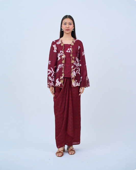 Airis Kebaya Pendek in Maroon