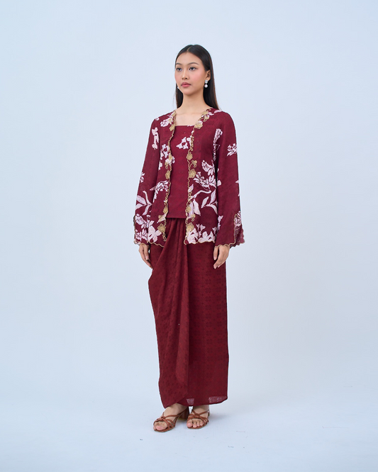 Airis Kebaya Pendek in Maroon