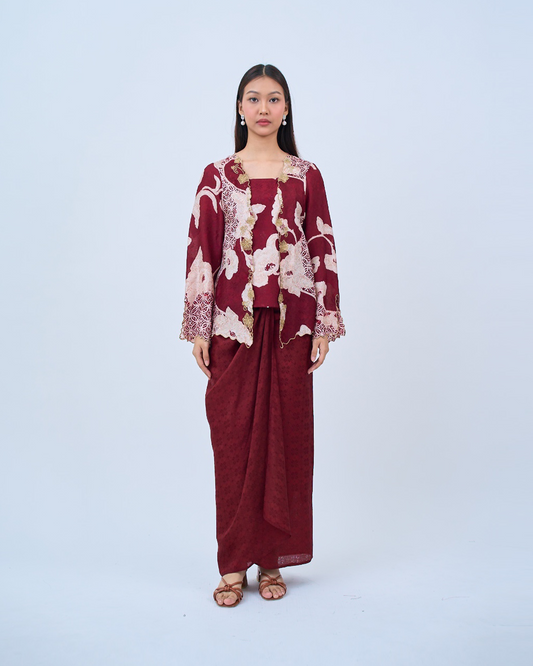 Airis Kebaya Pendek in Maroon