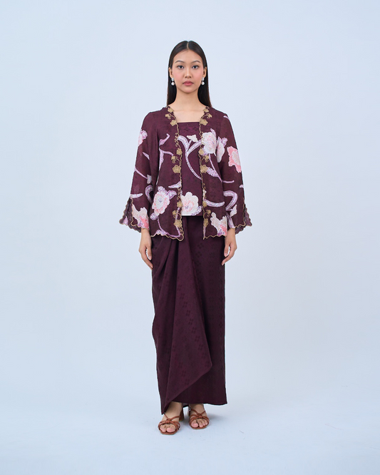 Airis Kebaya Pendek in Burgundy
