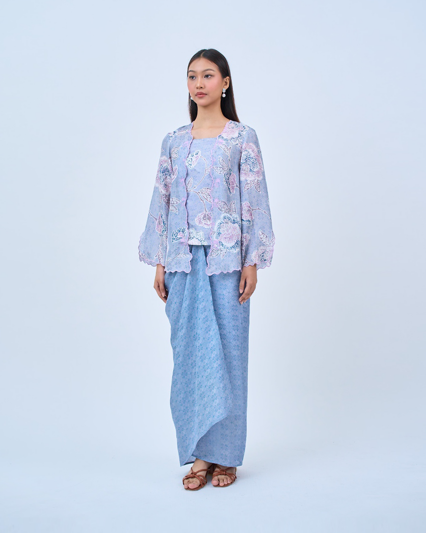Airis Kutu Baru in Blue