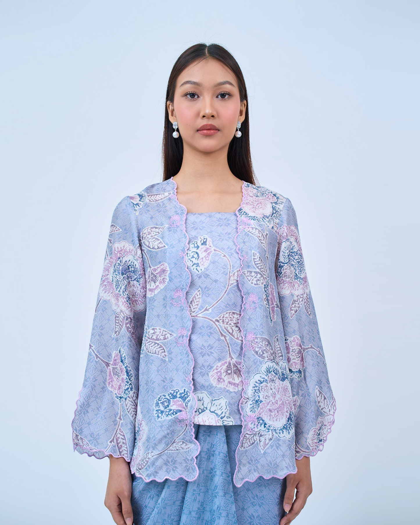 Airis Kutu Baru in Blue