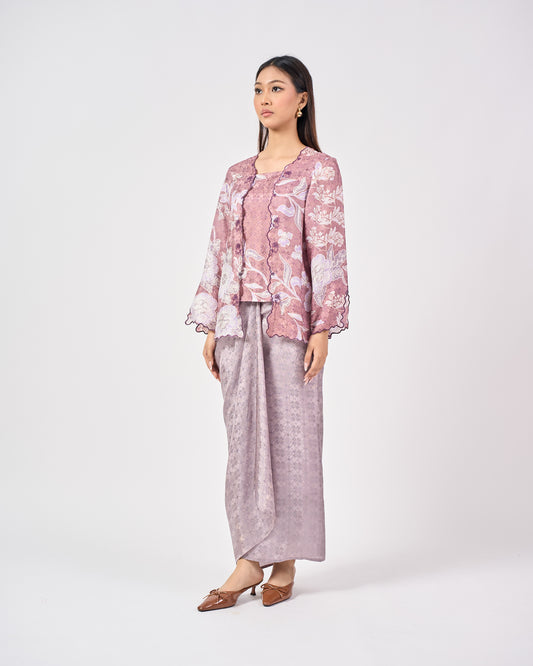 Airis Kebaya Pendek in Purple