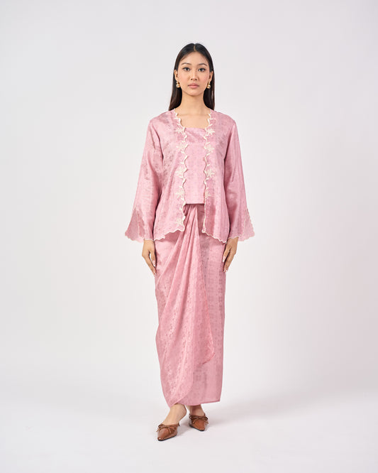 Airis Kebaya Pendek in Pink