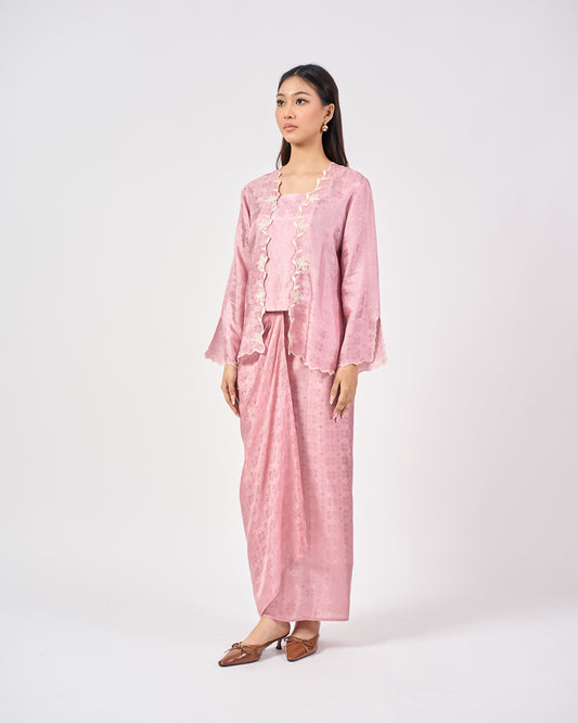 Airis Kebaya Pendek in Pink