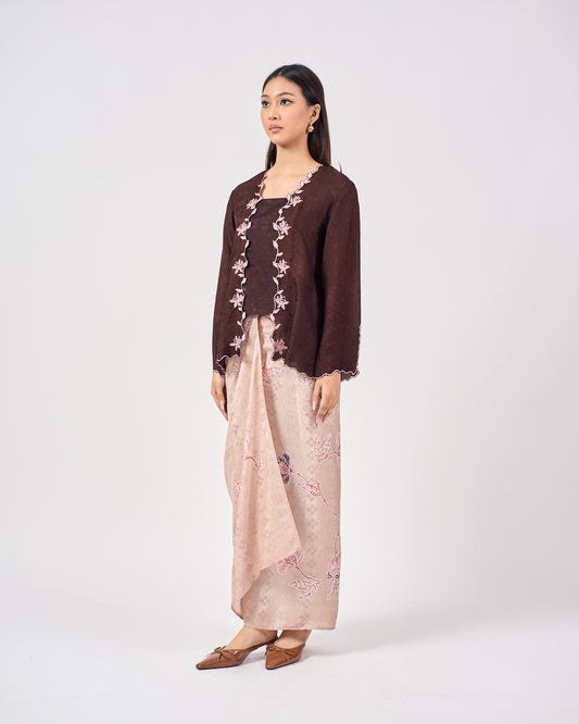Airis Kebaya Pendek in Burgundy