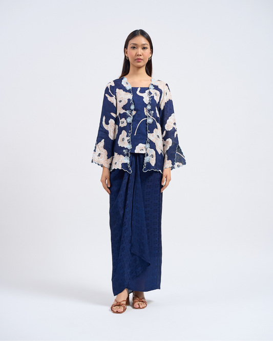 Airis Kebaya Pendek in Blue