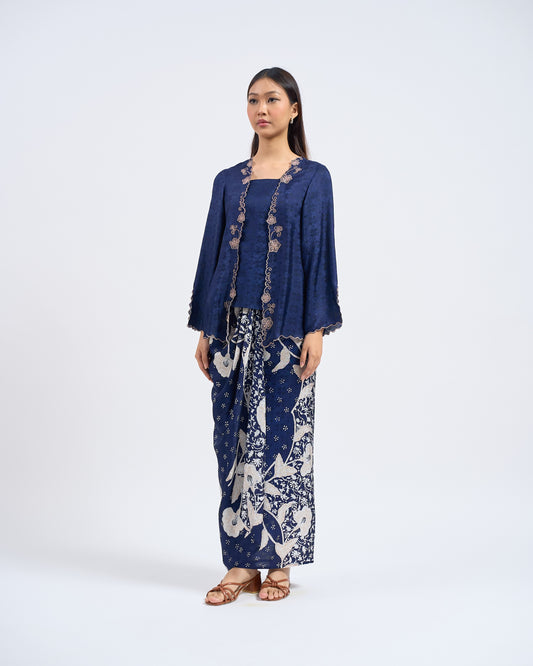 Airis Kebaya Pendek in Blue