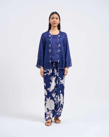 Airis Kebaya Pendek in Blue