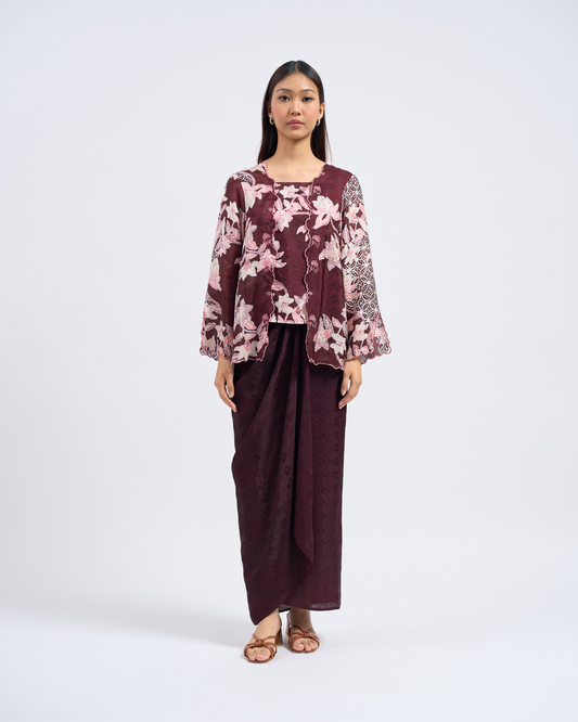 Airis Kebaya Pendek in Burgundy