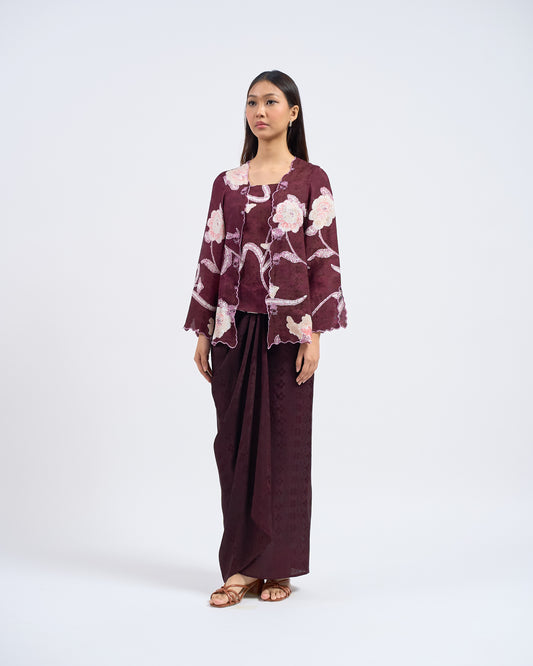 Airis Kebaya Pendek in Burgundy