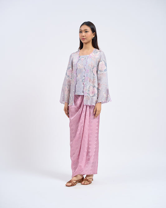 Airis Kebaya Pendek in Blue