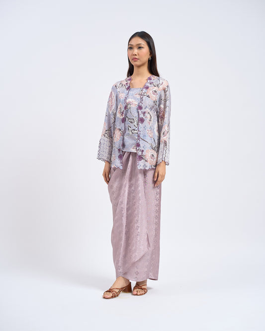 Airis Kebaya Pendek in Blue