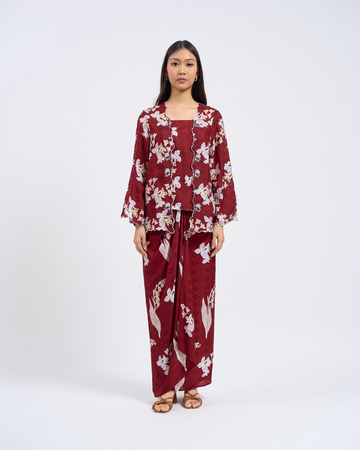 Airis Kebaya Pendek in Maroon