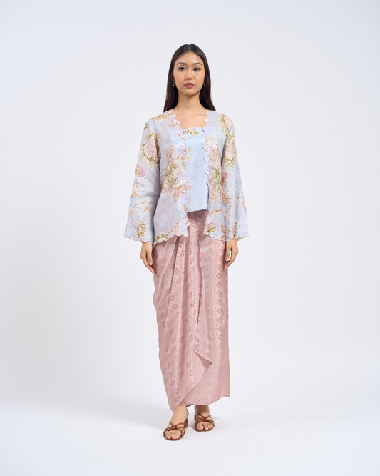 Airis Kebaya Pendek  in Blue