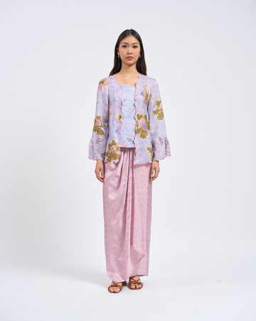 Airis Kebaya Pendek in Blue