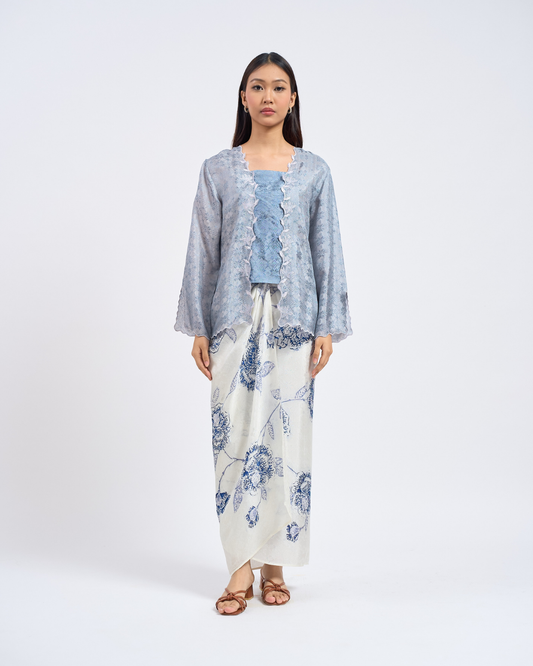 Airis Kebaya Pendek in Blue