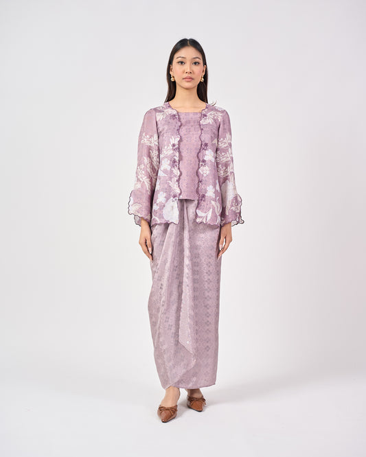 Airis Kebaya Pendek in Purple
