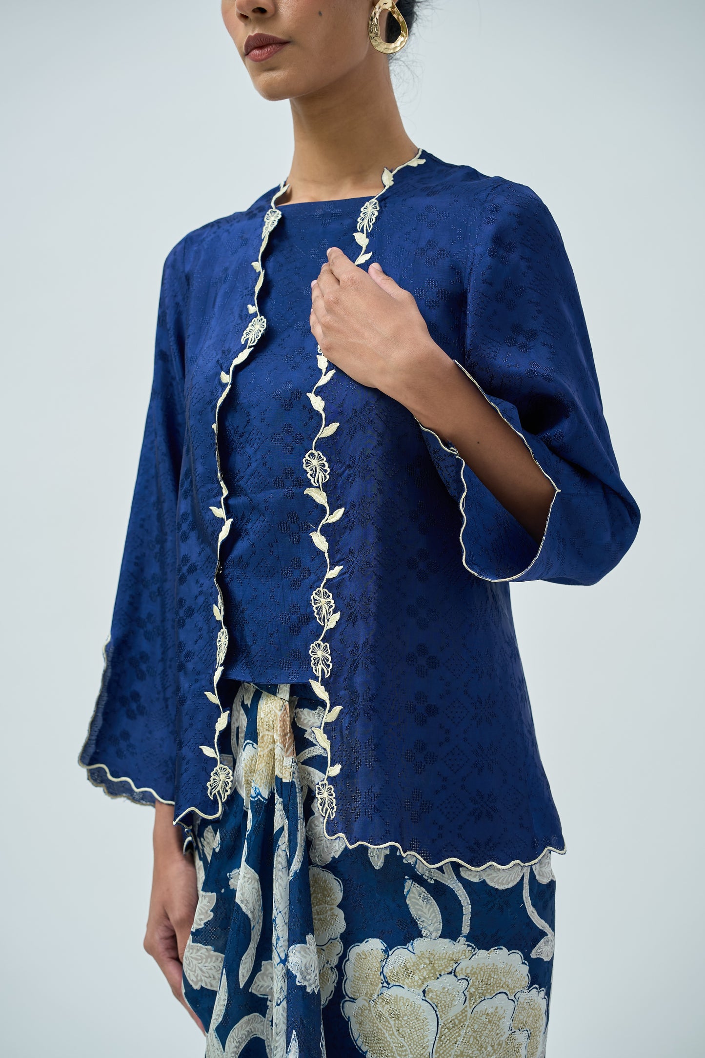 Kutu Baru AIRIS (05-18O BLU)