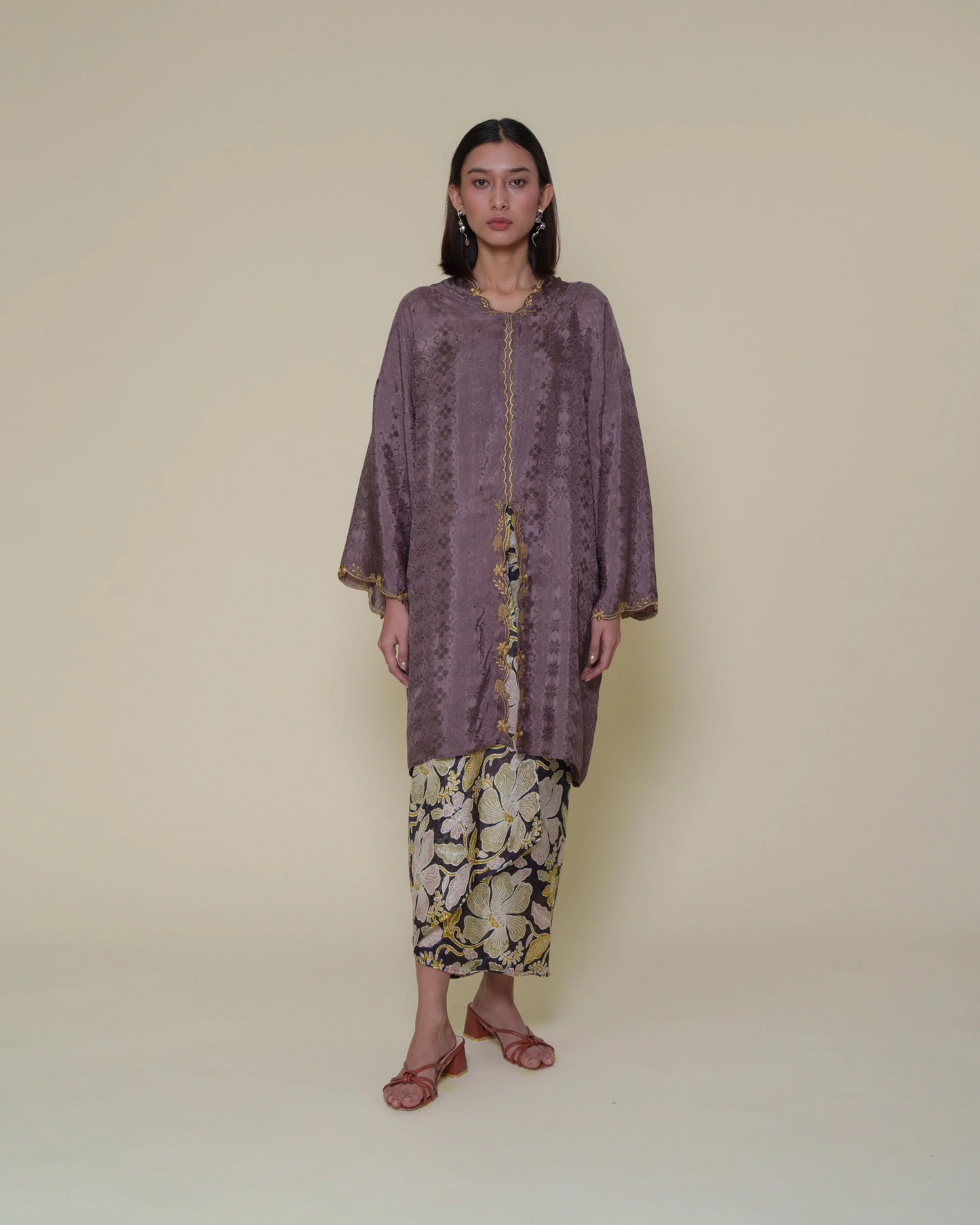 Khadeeja Kebaya Labuh in Brown
