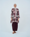 Wardah Kebarung in Burgundy