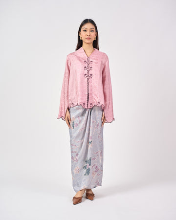 Delia Kurung Moden in Pink