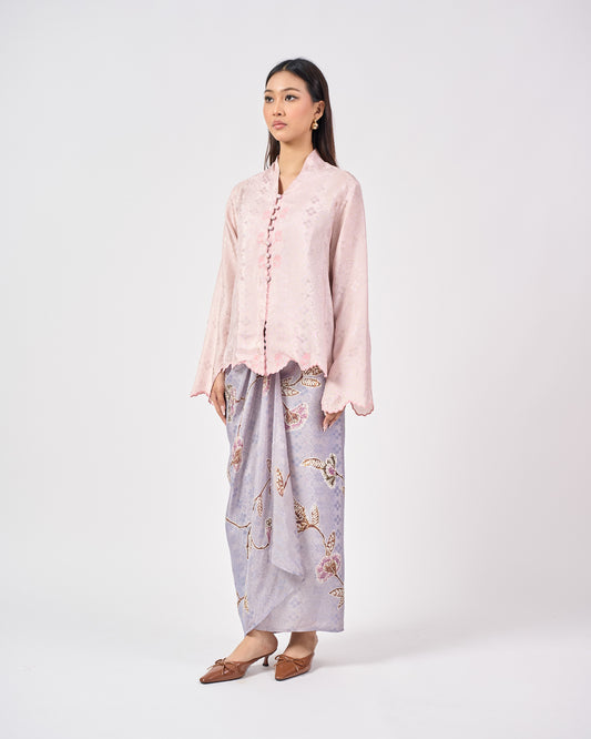 Delia Kurung Moden in Pink