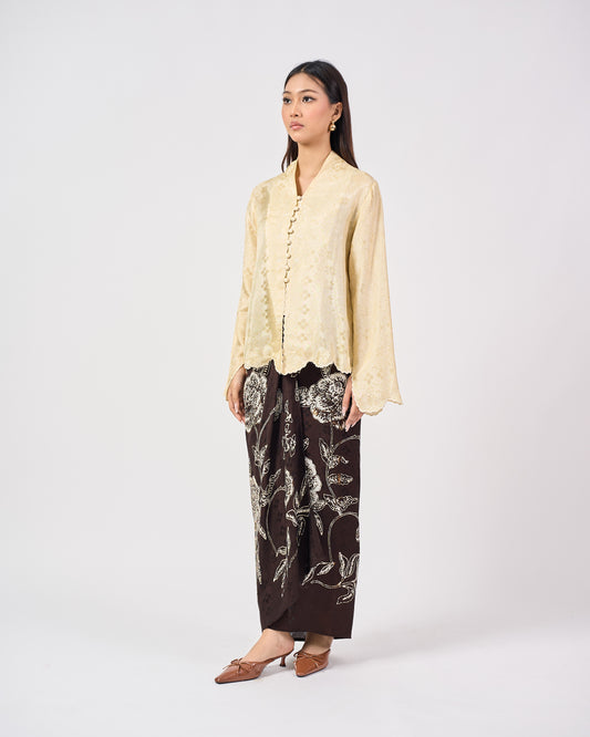 Delia Kurung Pendek in Yellow