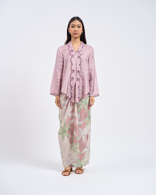 Juwita Kebaya Pendek in Pink