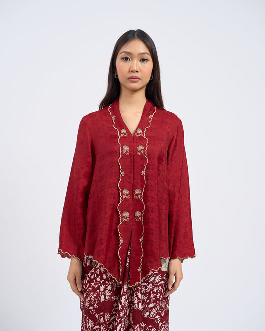 Juwita Kebaya Pendek in Red