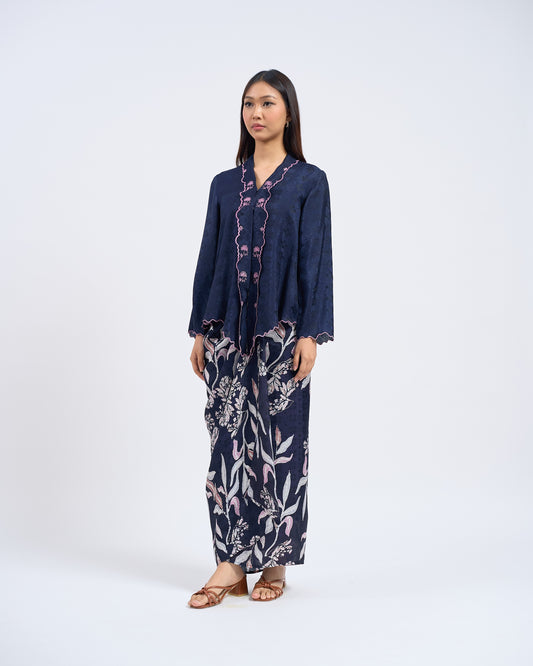 Juwita Kebaya Pendek in Blue