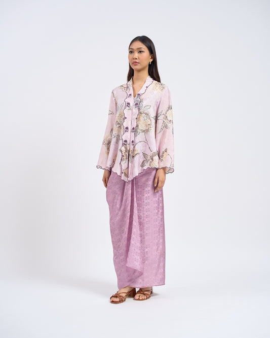 Juwita Kebaya Pendek  in Purple