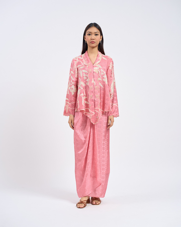 Juwita Kebaya Pendek  in Pink