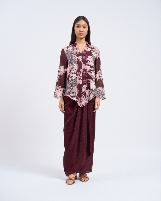 Juwita Kebaya Pendek in Burgundy