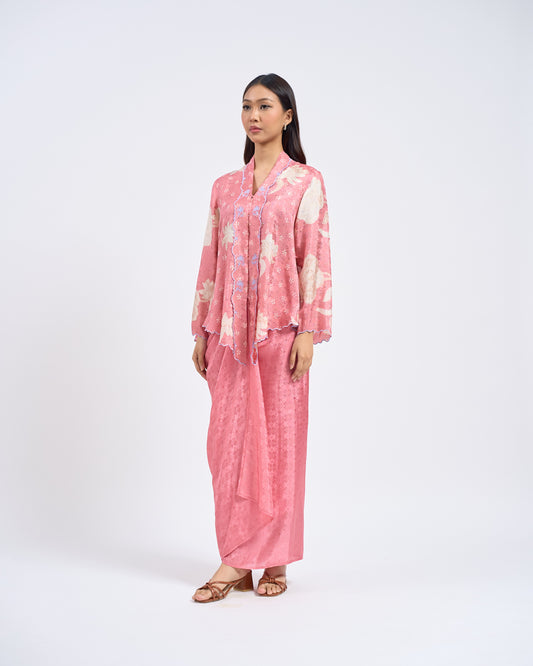 Juwita Kebaya Pendek  in Pink
